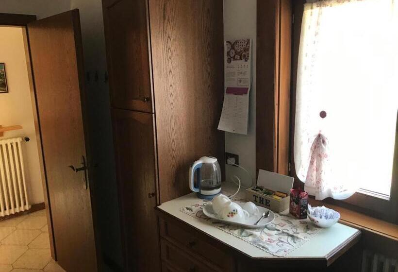 펜션 Affittacamere I Ragi D Or