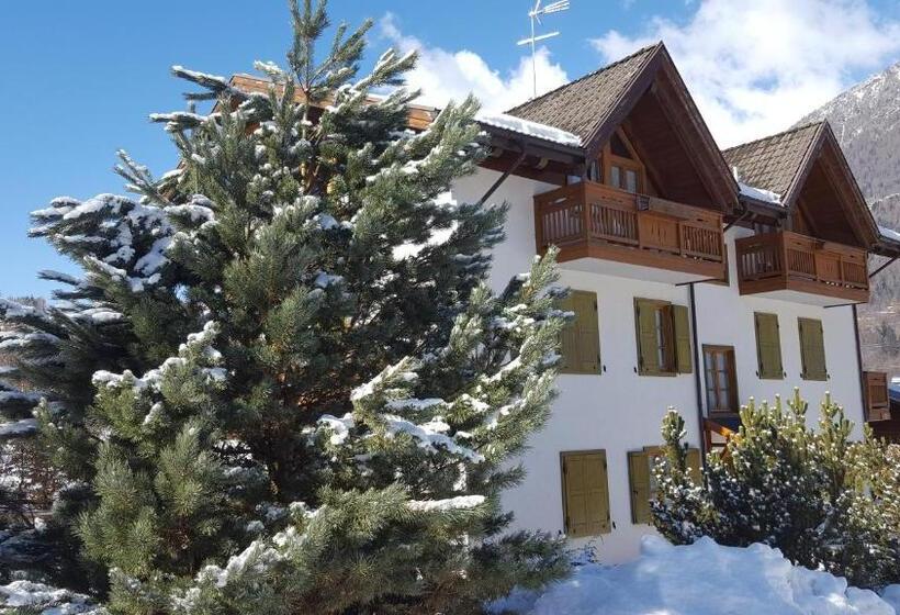 Residence Vacanze Apartments