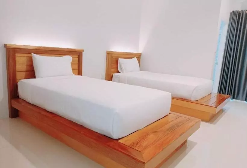 هتل Greenish Ranong