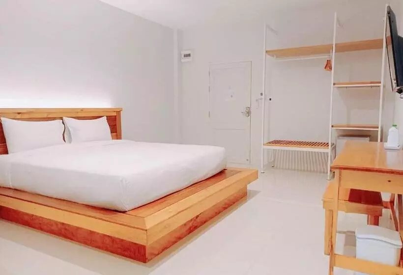 هتل Greenish Ranong