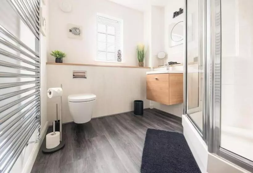 Modern Ground Floor Apartment In Tornagrain