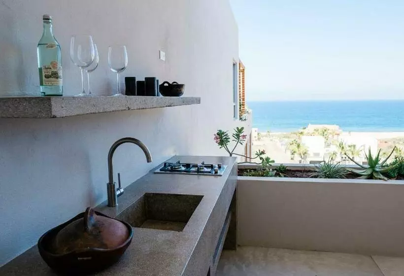 Pacific Suite