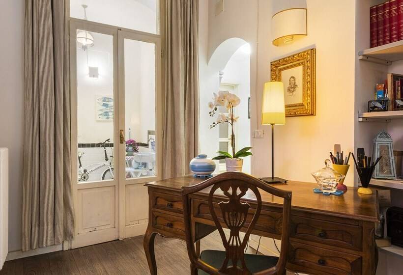 Florence Hideaway By Mmega