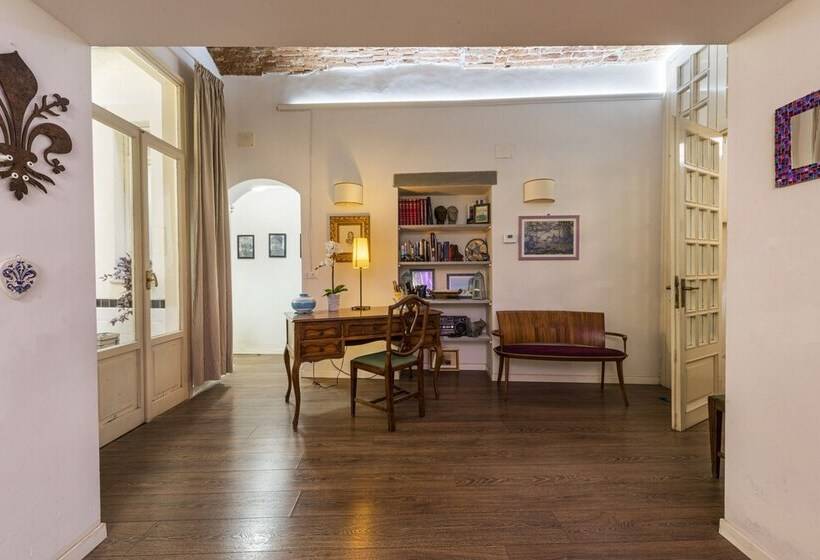 Florence Hideaway By Mmega