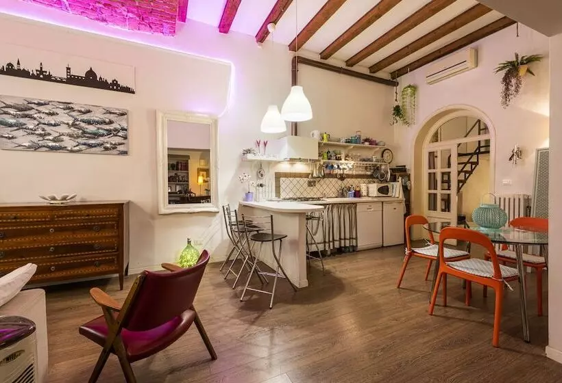 Florence Hideaway By Mmega