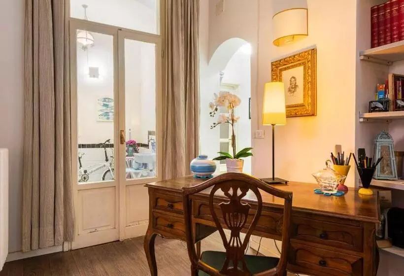 Florence Hideaway By Mmega