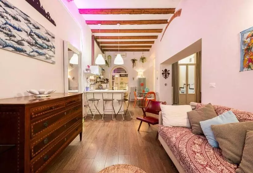 Florence Hideaway By Mmega