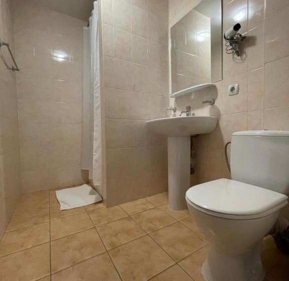 هتل готель ім олександра довженка ніка