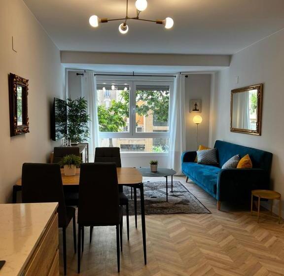 Az El Balcón De Verónica Ii Teatro Romano