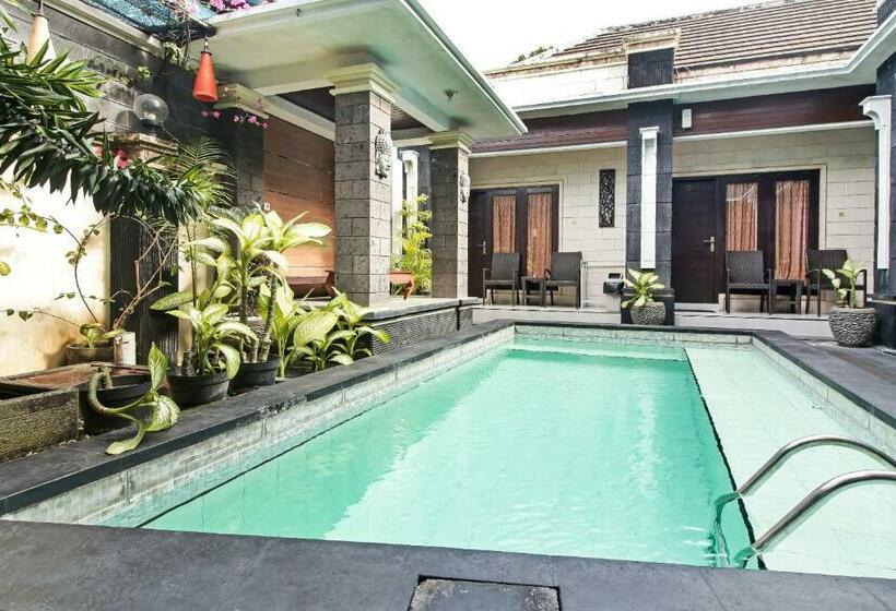 בית מלון כפרי Oyo 90653 Balisee Guesthouse Kedonganan