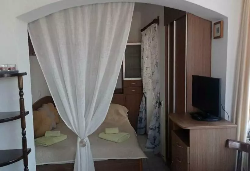ペンション къща за гости елени