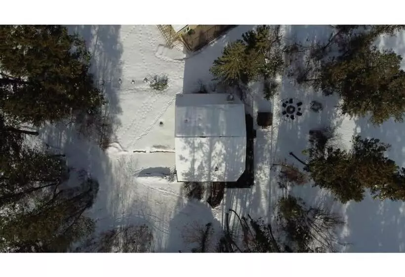 The Matterhorn I Hottub I Ping Pong I Chalk Wall