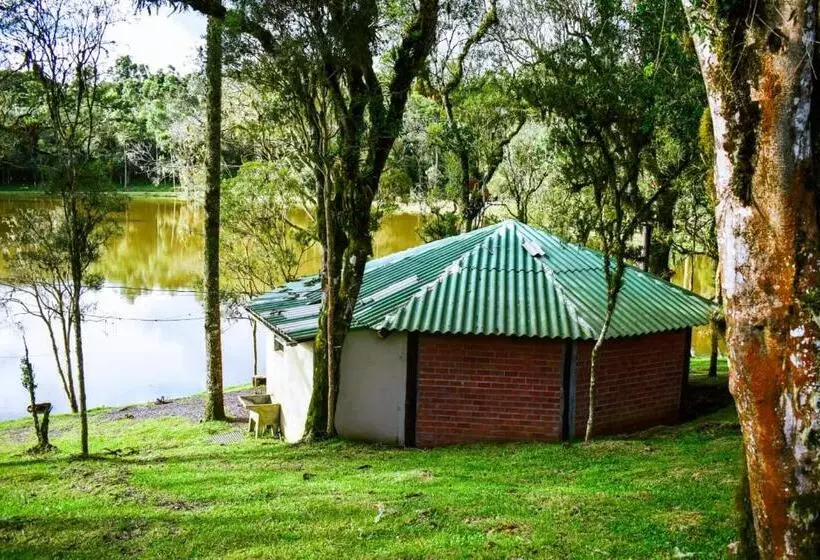 Retkeilymaja Oásis Pousada