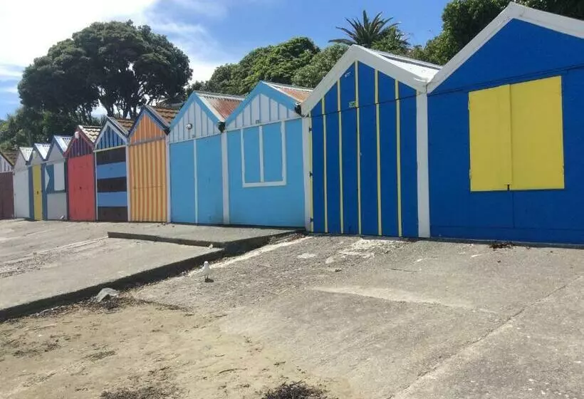 Aamiaismajoitus (B&B) ātahu