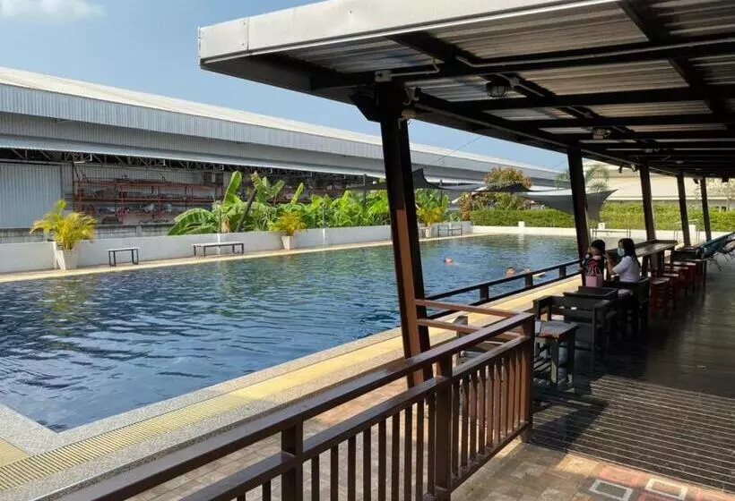 هتل โรงแรมเกียรตินคร