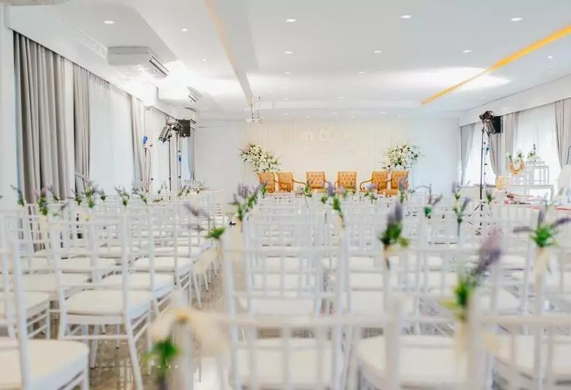 هتل โรงแรมเกียรตินคร