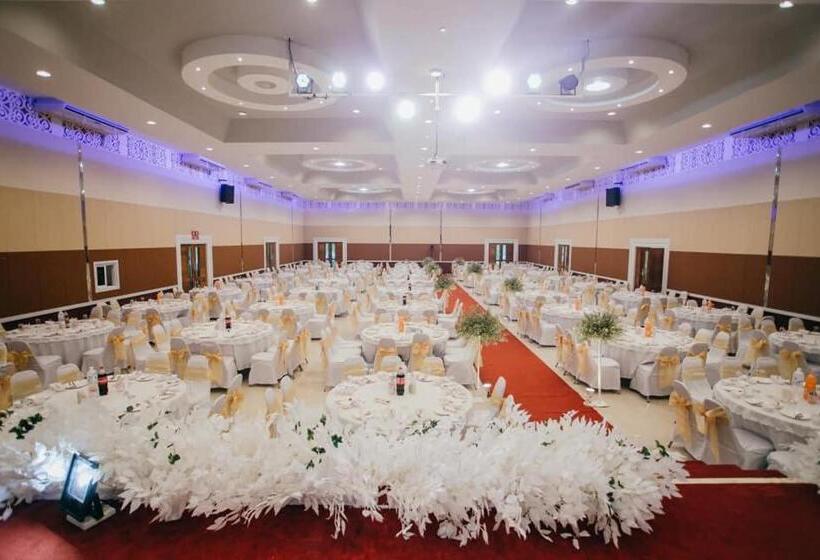 호텔 โรงแรมเกียรตินคร