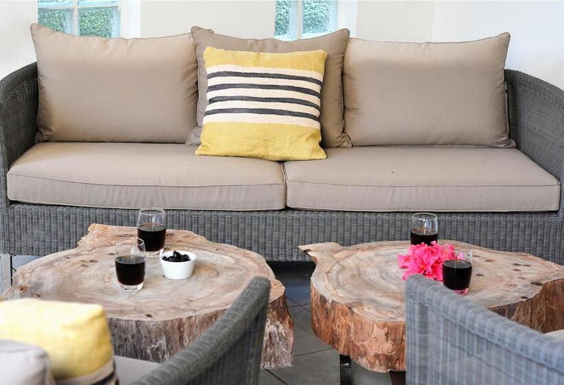 Les Patios De Grands Bois