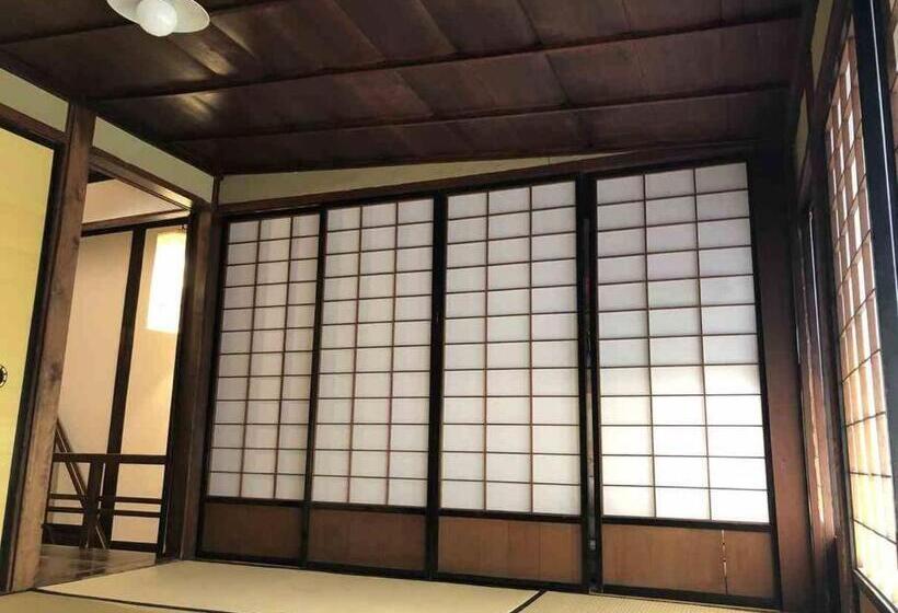 越中城端　荒町庵