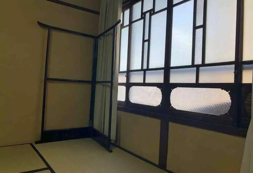 越中城端　荒町庵