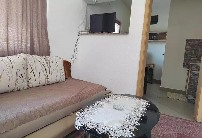 Apartman Hax