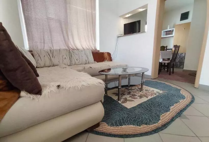 Apartman Hax