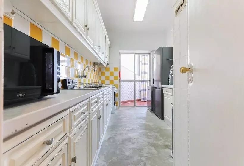 Oeiras Balcony By Homing