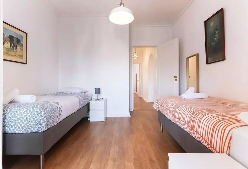 Oeiras Balcony By Homing