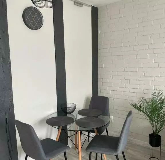 Parrot Apartaments