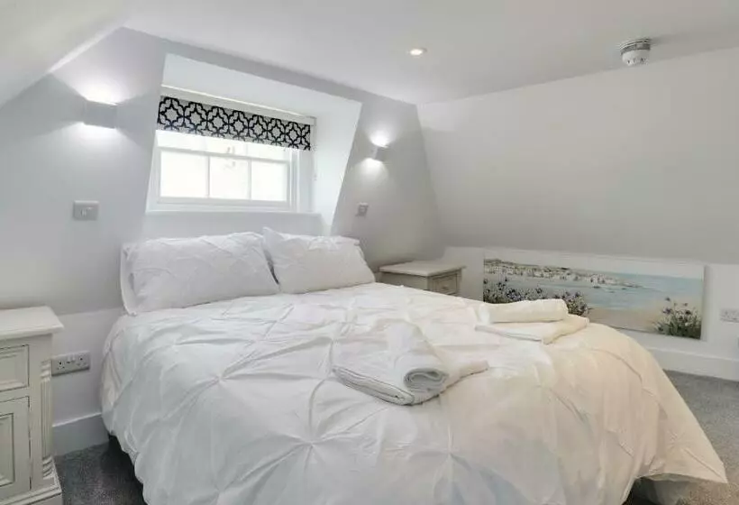 ペンション Master Accommodation Suite 4 Attic Room