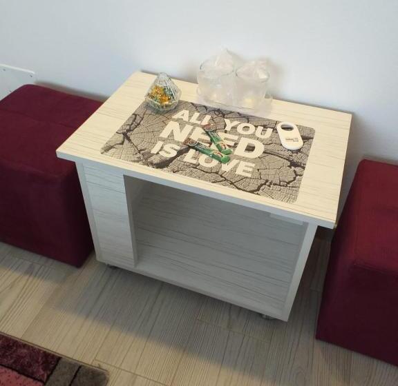 پانسیون Vila Mercury Mamaia Nord