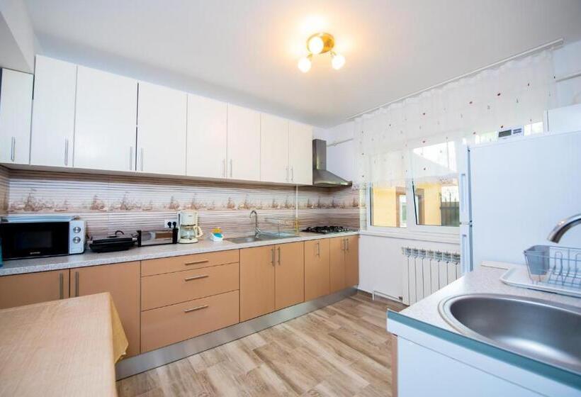 پانسیون Vila Mercury Mamaia Nord