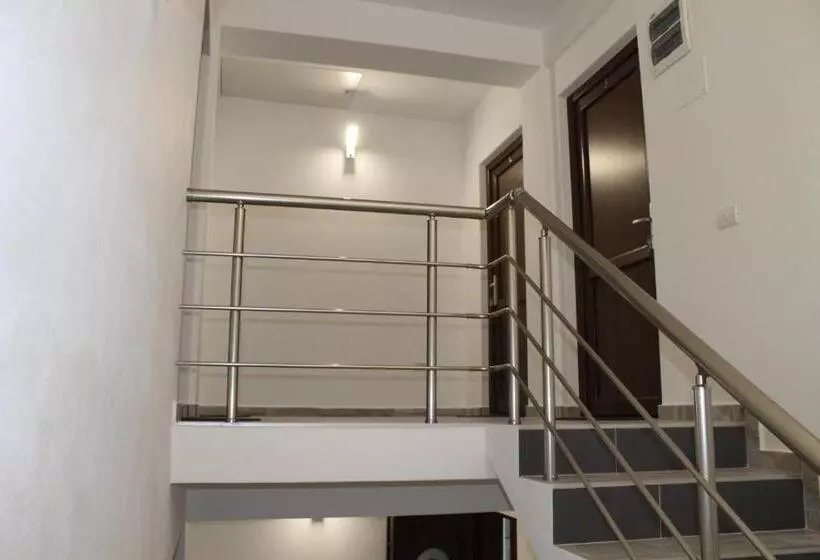 Majatalo Vila Mercury Mamaia Nord