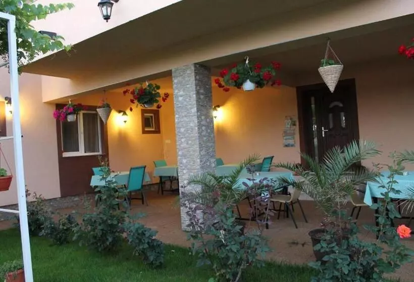 Majatalo Vila Mercury Mamaia Nord