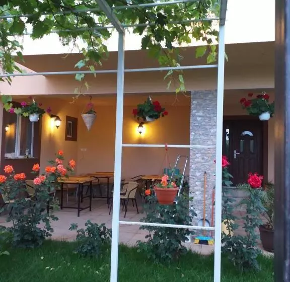 Majatalo Vila Mercury Mamaia Nord