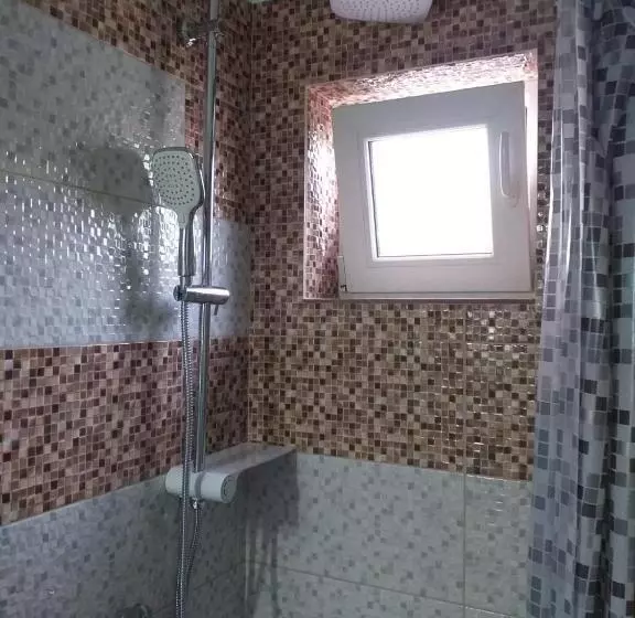 Majatalo Vila Mercury Mamaia Nord
