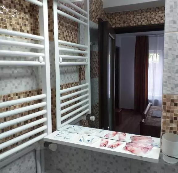 Majatalo Vila Mercury Mamaia Nord