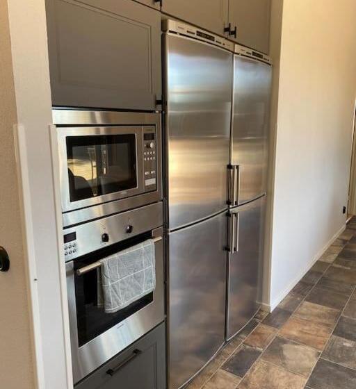 Pool Spa Sauna And Beach Beddingestrand