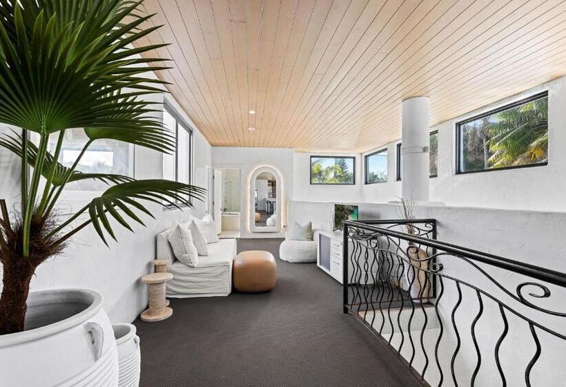 Saltwater Beach House