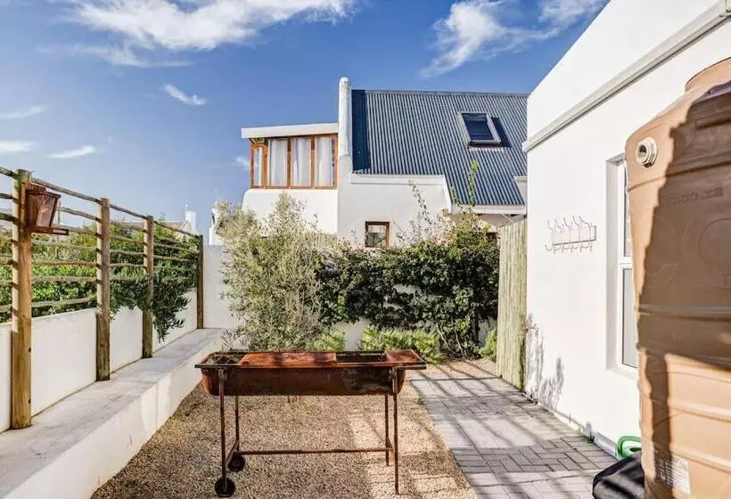 Strandveldt House Paternoster