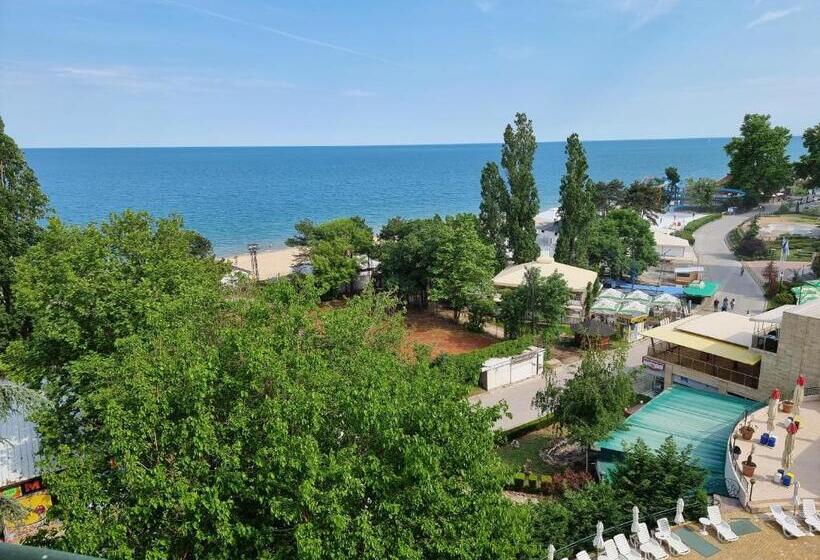 Apartment Golden Sands, Sea View, Beach Front, Private Property