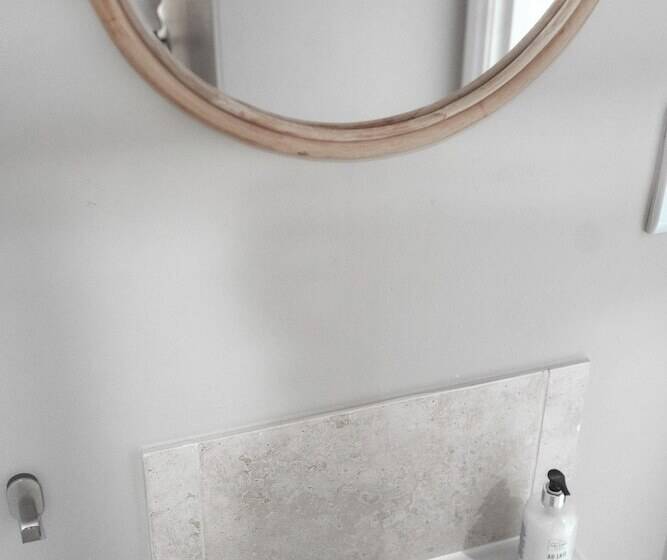 호텔 Saltwater Guest House