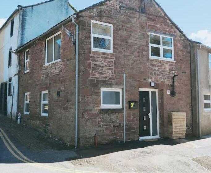 Milo S Place Is A Home From Home