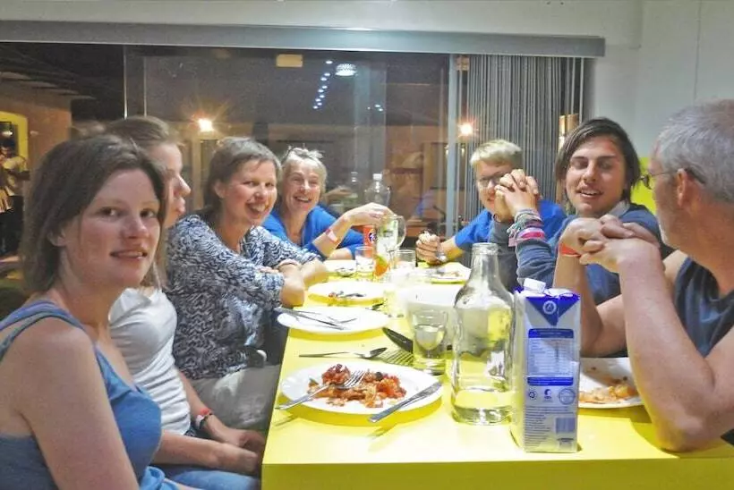 Concept Design Hostel & Suites