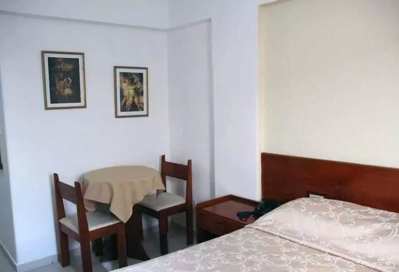 בית מלון כפרי Manaós