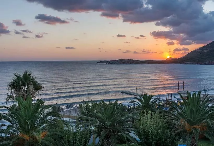 ホテル Talea Beach