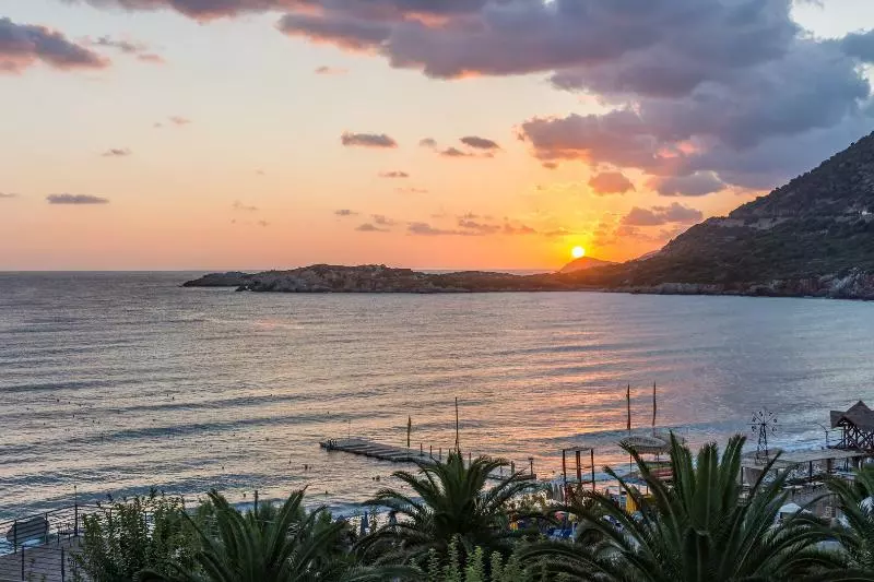 ホテル Talea Beach