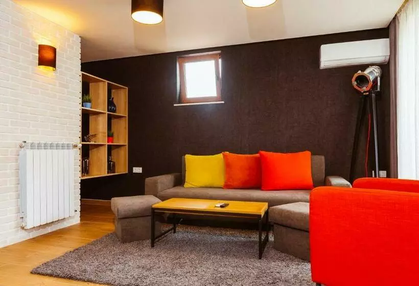 ホテル семеен хотел аризона