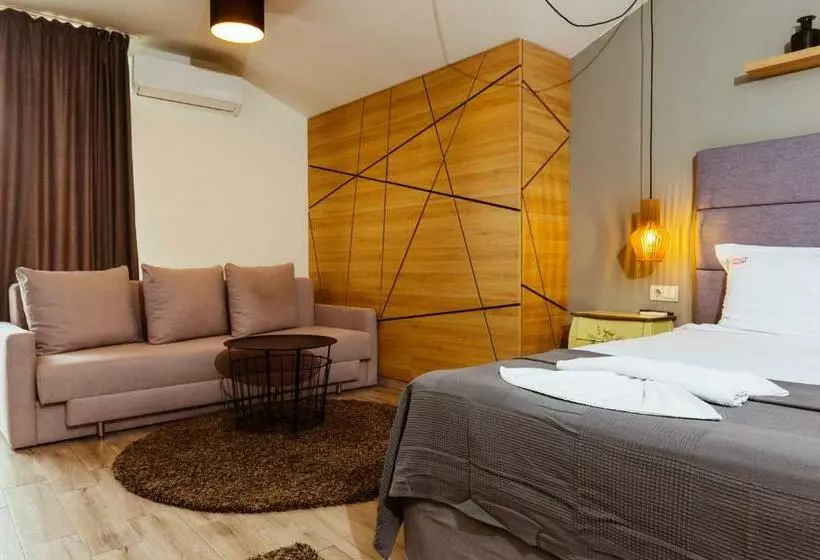 ホテル семеен хотел аризона