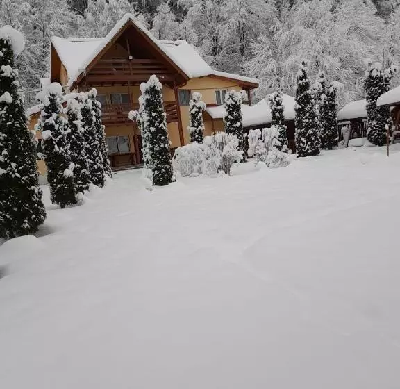 Pensiunea La Padure Cheia, Prahova